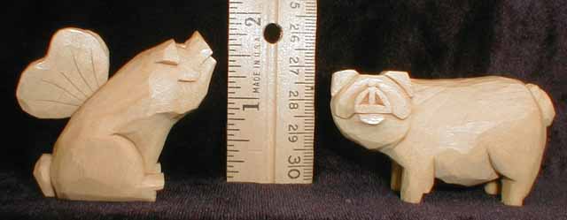 pigs with ruler